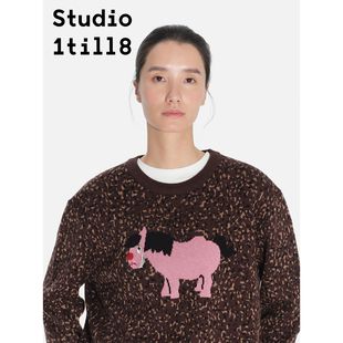 Studio1till8 深咖色趣味设计感秋冬针织衫点状提花小马刺绣毛衣