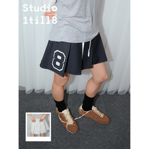 Studio1till8数字刺绣百褶半裙