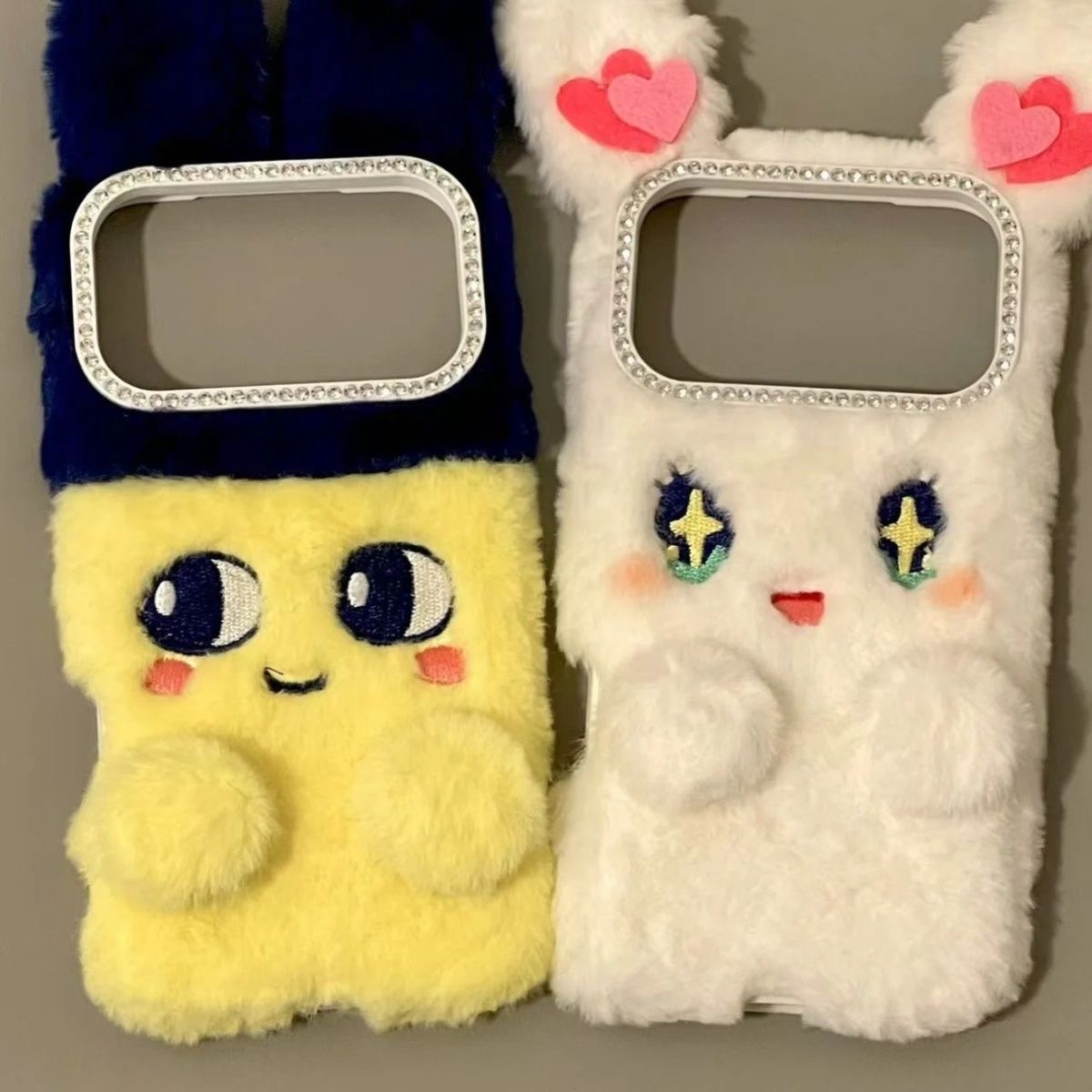 可爱毛绒钻石镜头拓麻歌子适用苹果iPhone17promax手机壳防摔16pro全包15pro防水女款14pro新款13简约系列17p