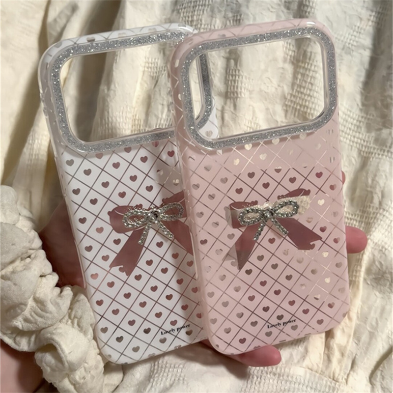 粉白底菱格爱心立体钻蝴蝶结适用于苹果iphone17promax手机壳17新款16pro可爱15pm韩系15防摔13小众14pro女款