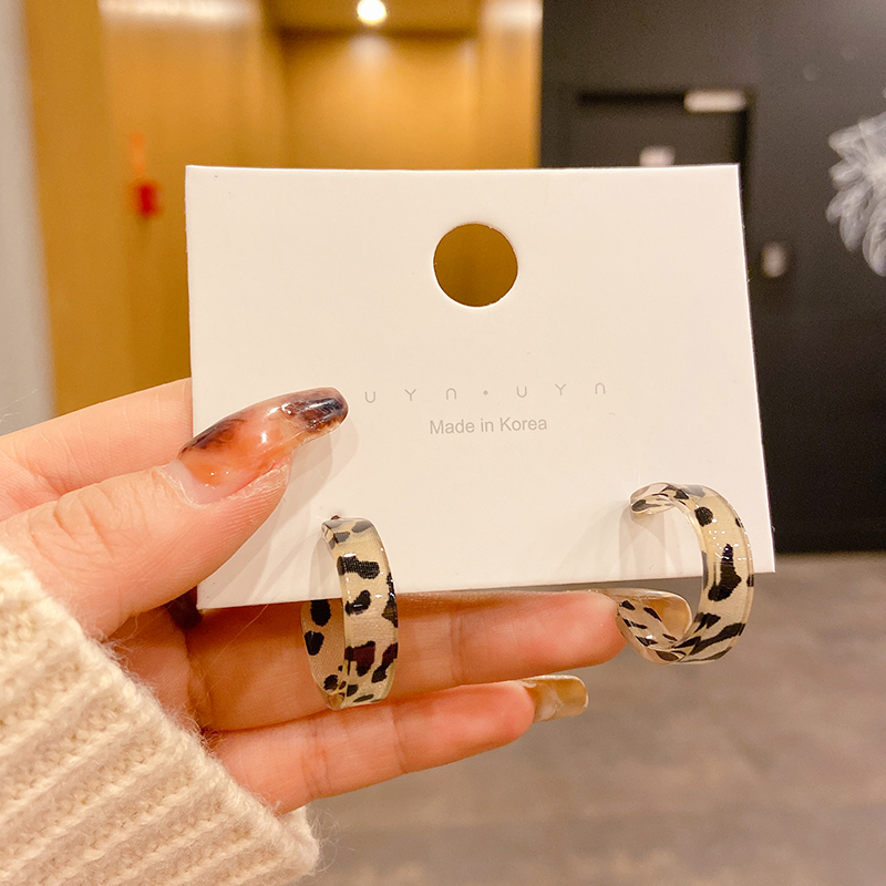 秋冬豹纹圆环耳圈新款时尚个性