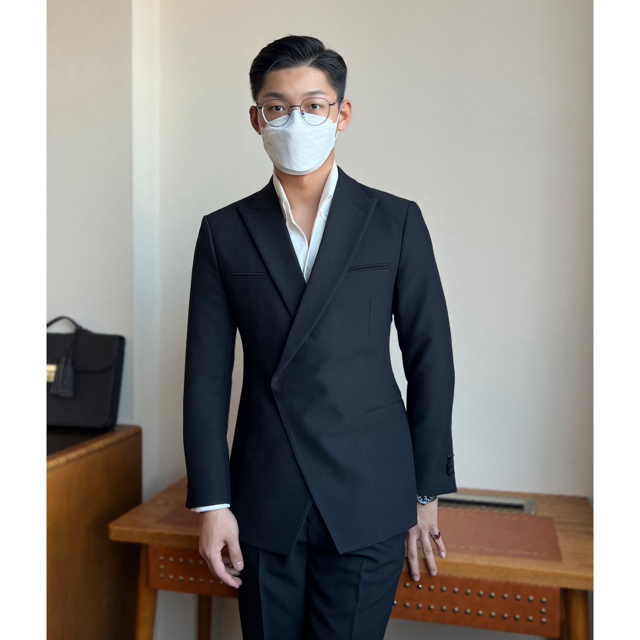 新款  男士优雅绅士休闲气质时尚潮流痞帅设计款西服套装