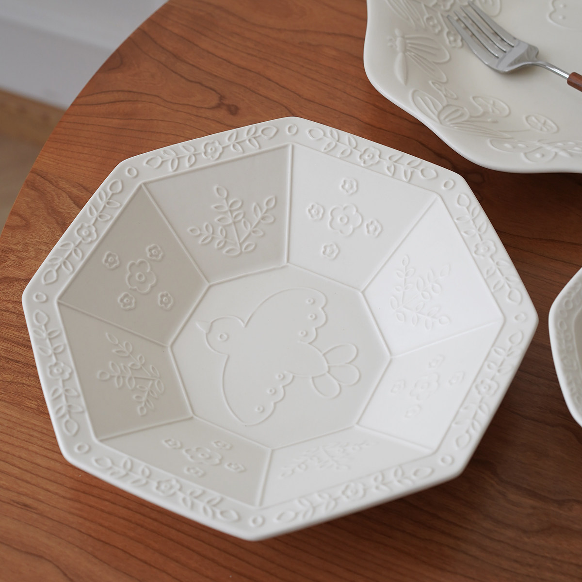 春日来信 颜值汤盘陶瓷家用盘碗套装飞鸟浮雕法式ins餐具高级感,餐饮具,盘,淘宝优惠券,粉丝福利购,淘宝优惠卷