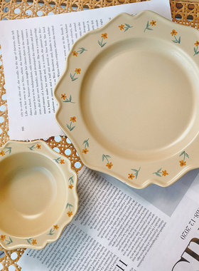 Endless stars 仪式感餐具法式ins小碎花盘子花边陶瓷碗家用饭碗