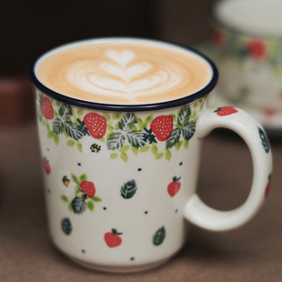 Endless stars野草莓陶瓷马克杯咖啡拉花手握杯子手绘釉下彩复古