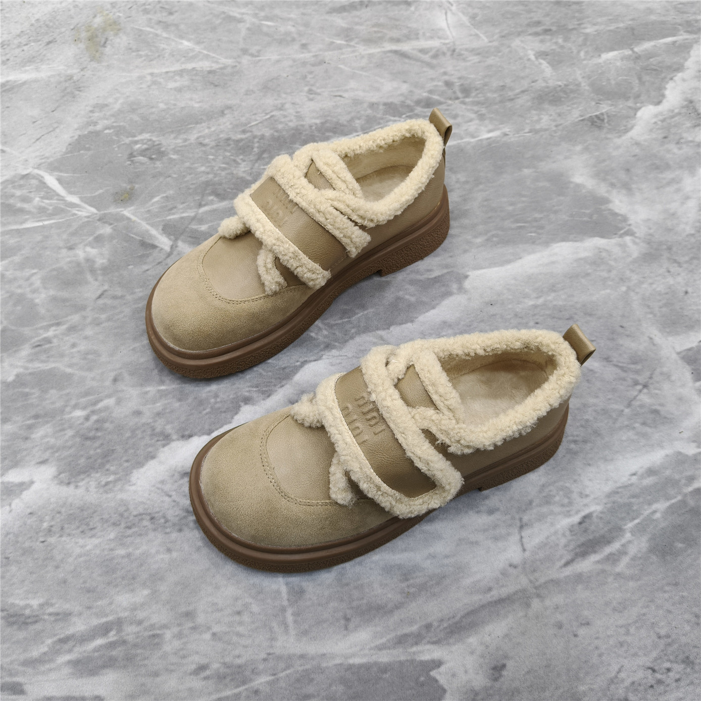 加绒保暖棉鞋一脚蹬毛毛鞋雪地靴