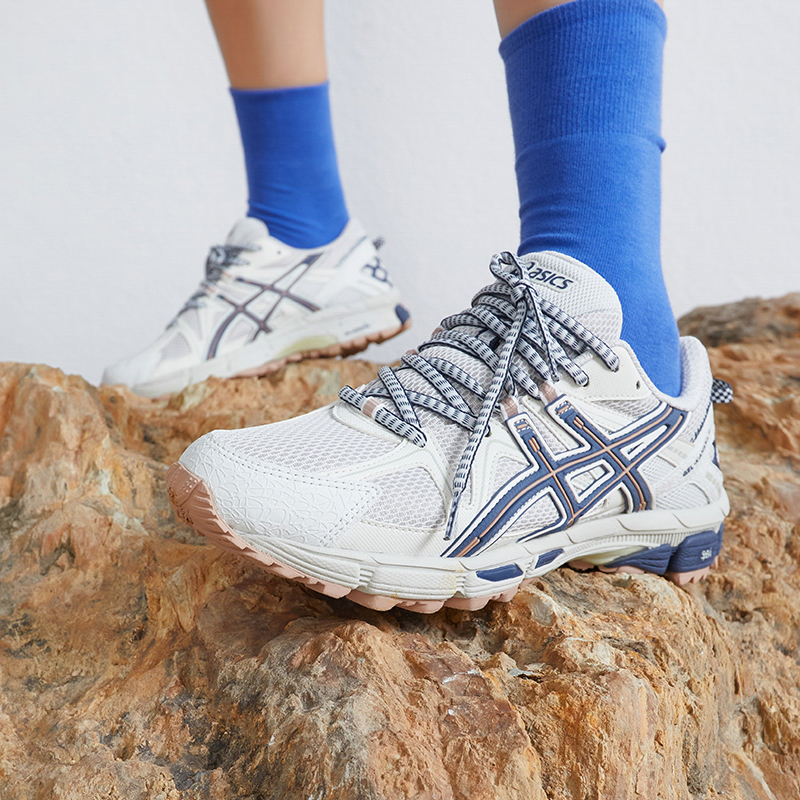 ASICSTIGER女子复古越野跑鞋