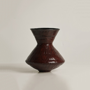 侘寂风陶瓷花瓶摆件红色大漆家居民宿软装饰品小众艺术复古风花器