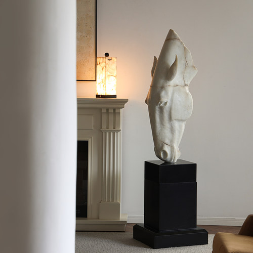 形上仿奢石马头中古摆件