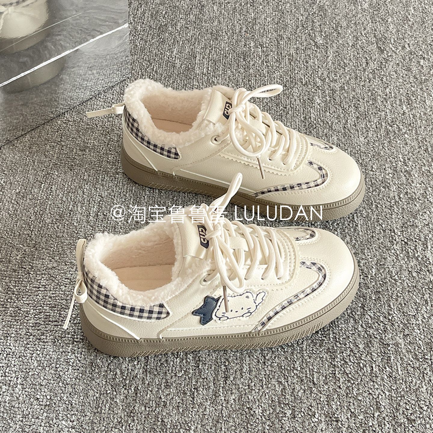 鲁鲁蛋 韩系厚底小白鞋女款2025新款冬季保暖加绒板鞋女鞋二棉鞋