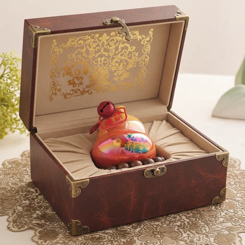 中式复古彩绘陶瓷摆件礼盒套装