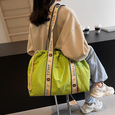 女士外出旅行包时尚大容量