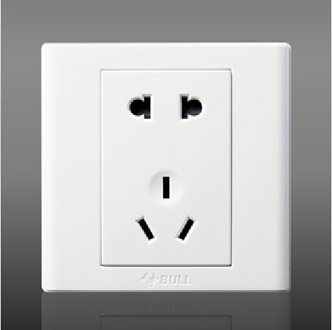 公牛错位五孔86型墙壁开关插座