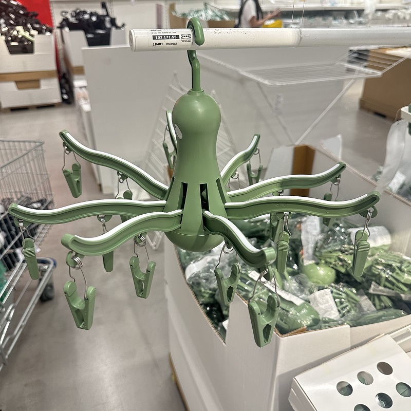 宜家悬挂式晾衣架带多夹子晾衣架