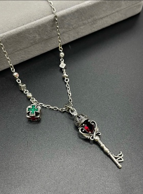 s925纯银复古多彩皇冠钥匙吊坠女吊坠挂坠项链高级银饰酷搭T恤链