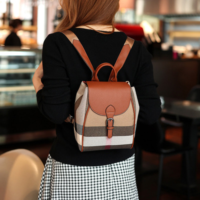 2026新款双肩背包真皮撞色水桶包