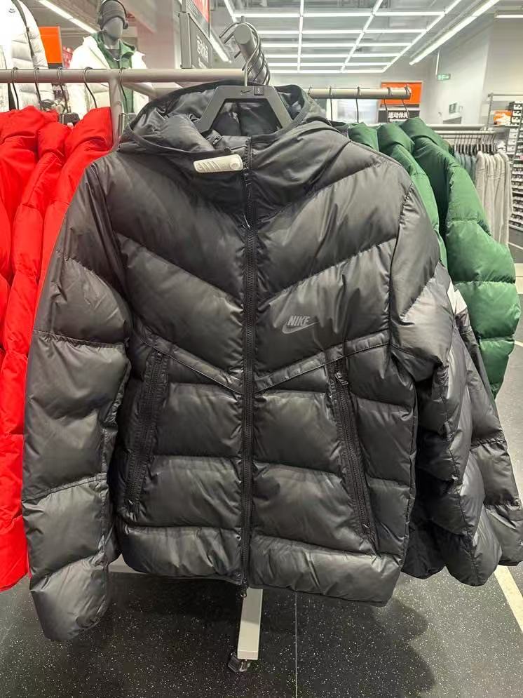 耐克男子高端防风防水保暖纯黑连帽棉服HF6603-010，