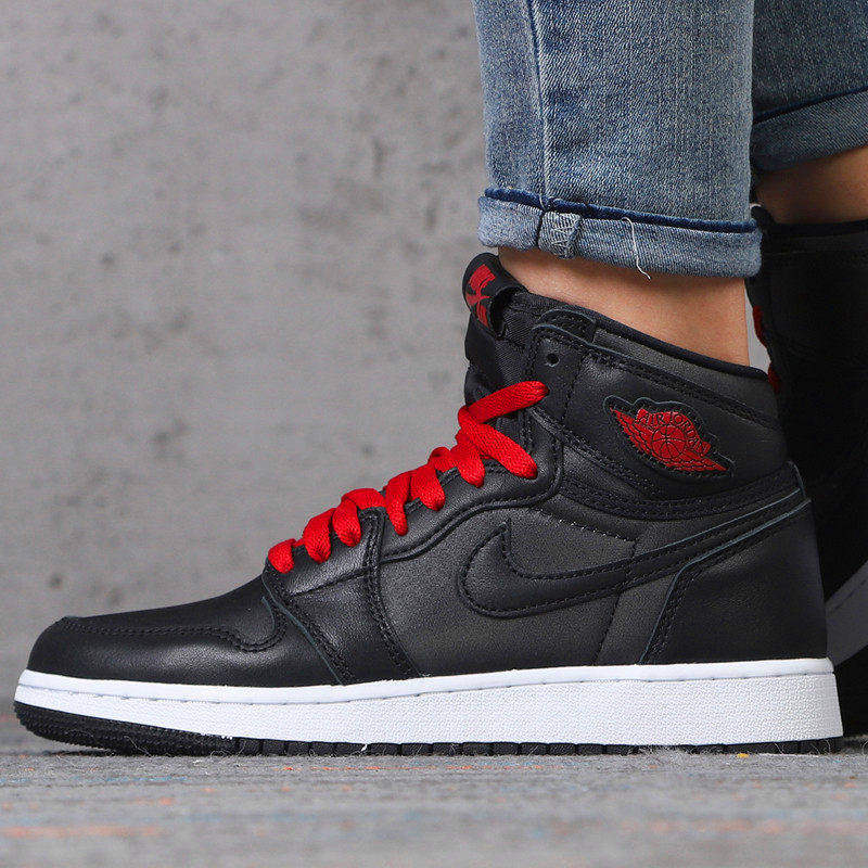 Air Jordan 1 Black Satin AJ1黑红 555088-060 553558 554724-