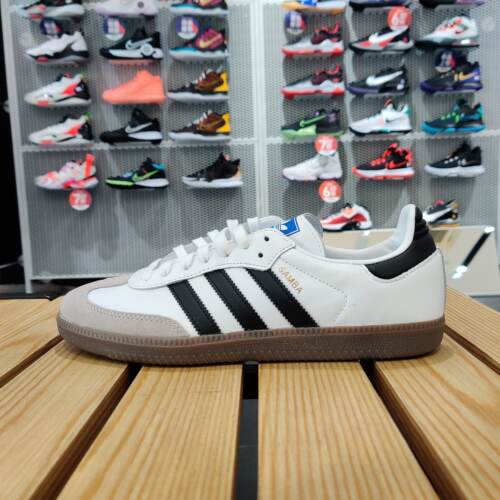 阿迪三叶草休闲鞋25年春季中性B75806