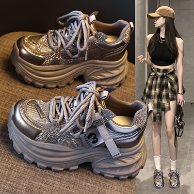 超火厚底增高老爹鞋女2026春季新款爆款时尚水钻巨好看运动休闲鞋