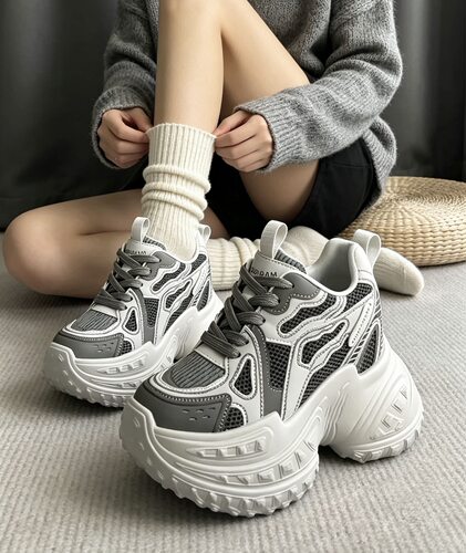 小个子厚底老爹鞋女2026春季隐形内增高14cm矮子乐运动鞋子ins潮