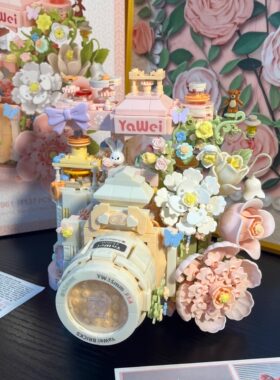 积木拼装花复古相机3d立体拼图高颜值摆件手工diy生日礼物送闺蜜