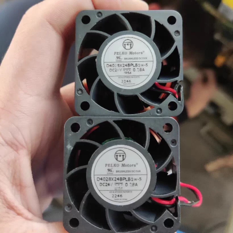 4028 DFB402824D 24V 0.40A 2线机箱风扇