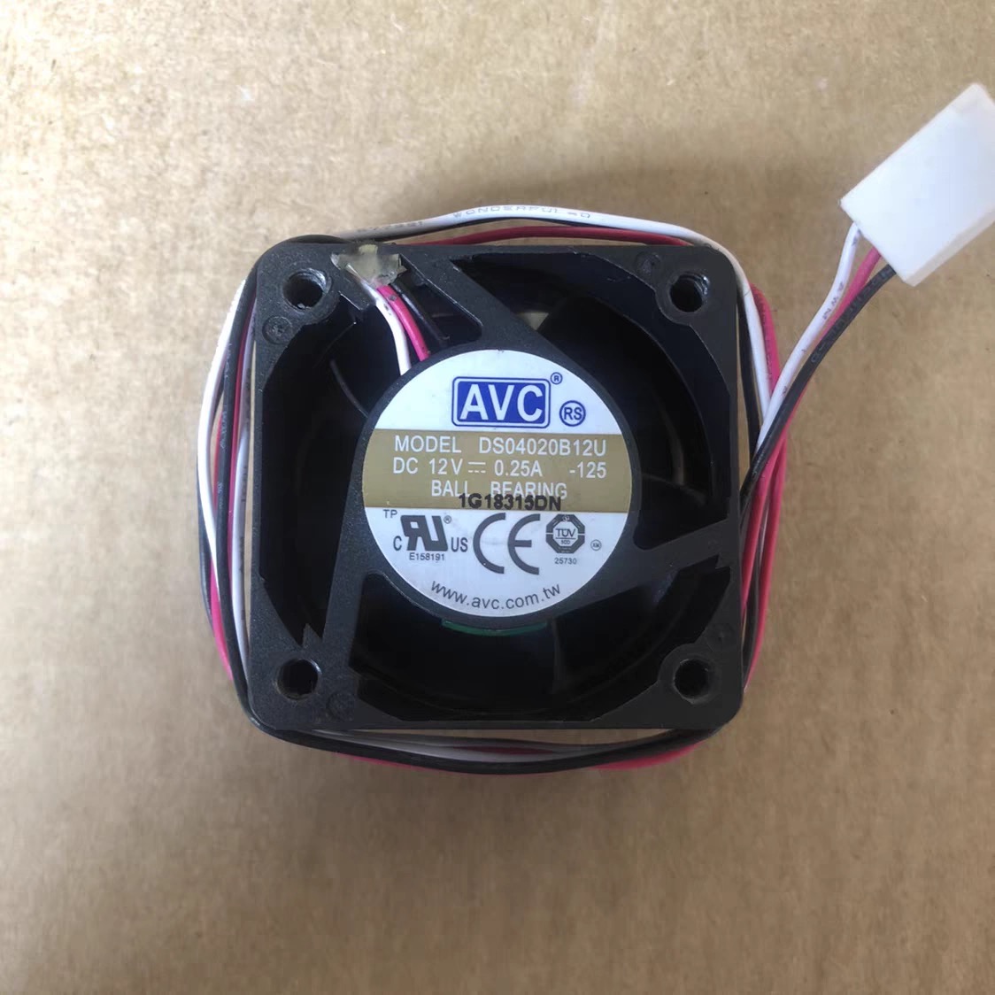 AVC DS04020B12U 12V 0.25A 4x4x2CM 交换机散热风扇锐捷48口 4CM
