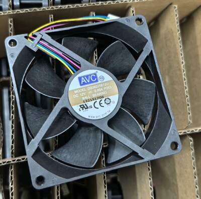 AVC DS09225B12U 12V 0.56A 9CM 9025滚珠4线PWM机箱电源散热风扇