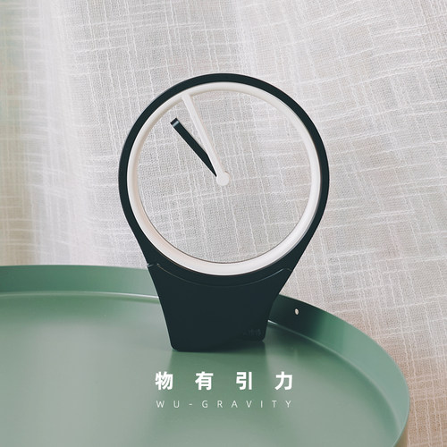 物有引力 悬浮时钟 无表盘时尚简约大气黑科技桌面办公台钟摆件