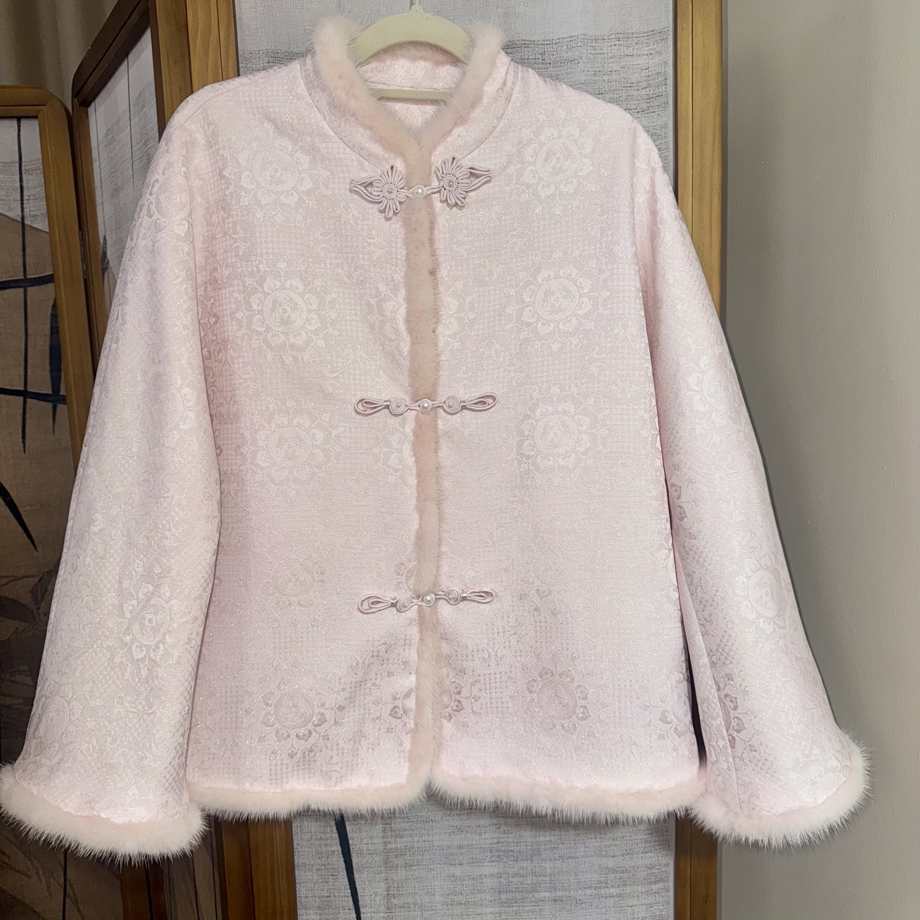 彩通正绢三兔共耳棉外套织金手工缝制设计织金面料新中式国风