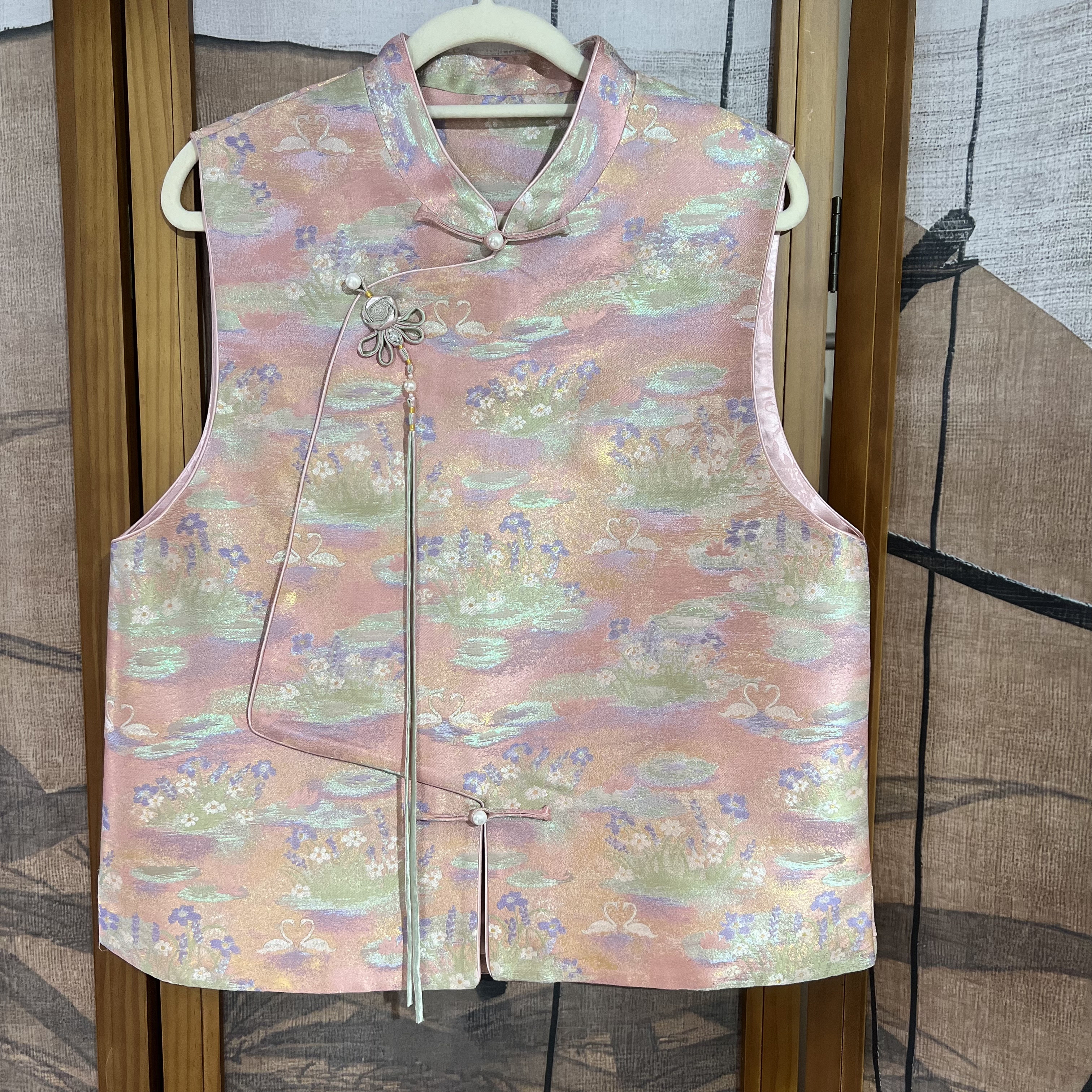 李德喜宋锦莫奈荷塘斜襟马甲新中式国风日常百搭手工盘扣带钢印