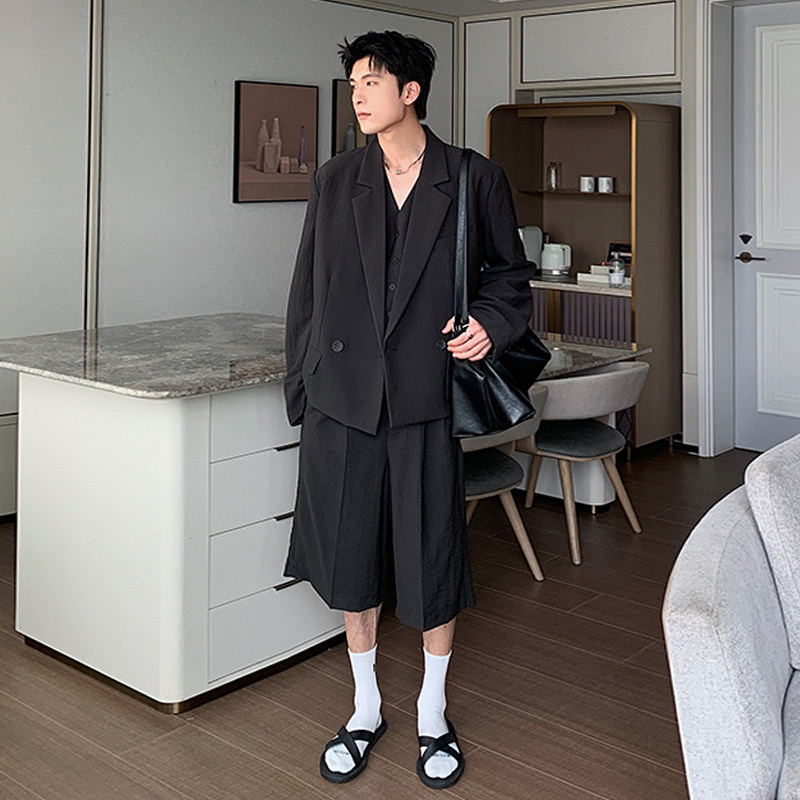 Hualun夏季薄款休闲西装套装男高级感痞帅西服韩版宽松三件套搭配