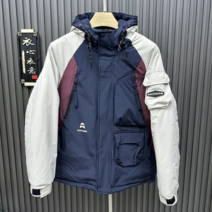冬季新款宽松撞色冲锋衣工装大兜连帽男士加厚保暖棉服休闲男外套