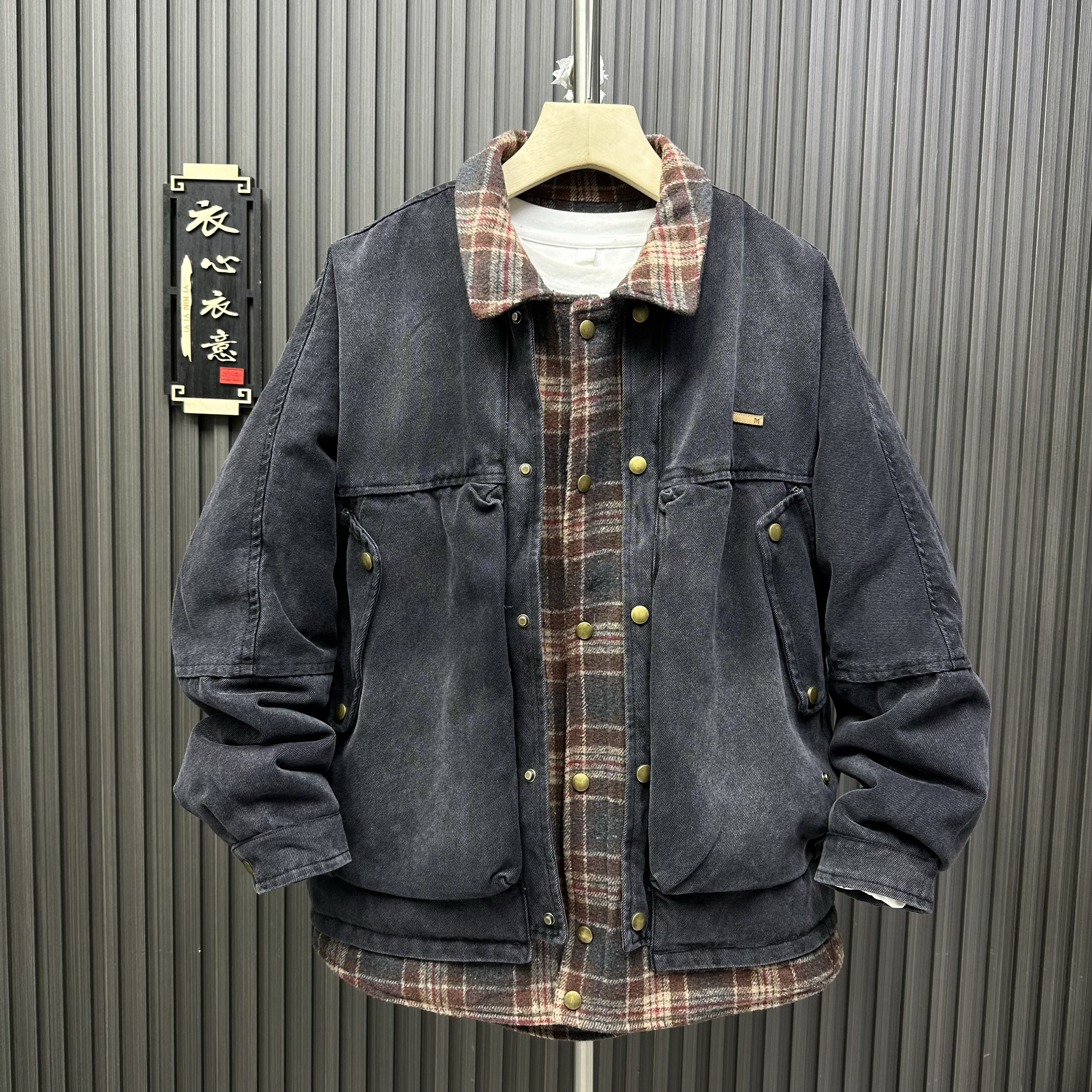 冬季新款牛仔拼接假两件羽绒服男士潮流痞帅时尚格子翻领宽松外套