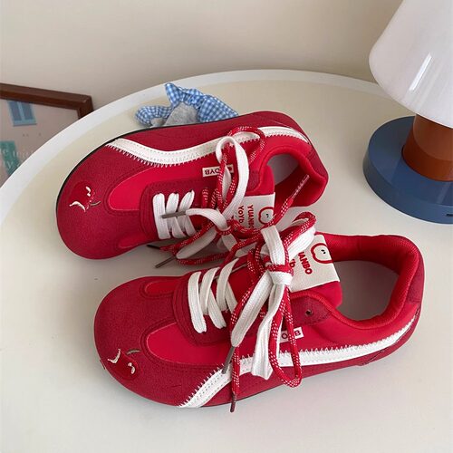 红色德训鞋女复古休闲小白鞋子