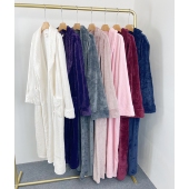 B5002外贸新款 珊瑚绒亲肤舒适保暖睡袍前口袋浴袍男女同款 晨袍