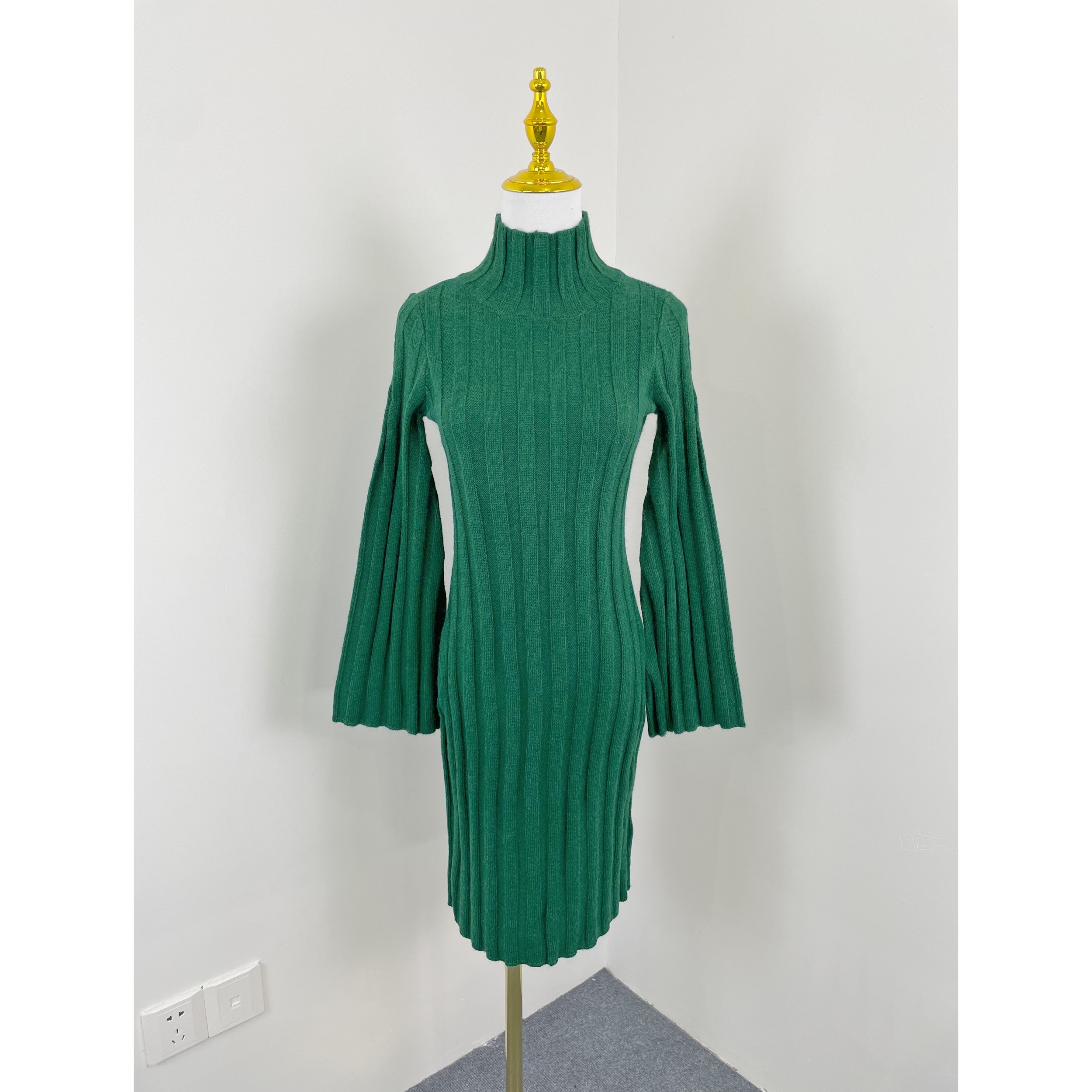 K6026外贸新款女装半高领修身弹力喇叭袖针织连衣裙大坑条毛衣裙,女装/女士精品,毛针织衫,淘宝优惠券,粉丝福利购,淘宝优惠卷