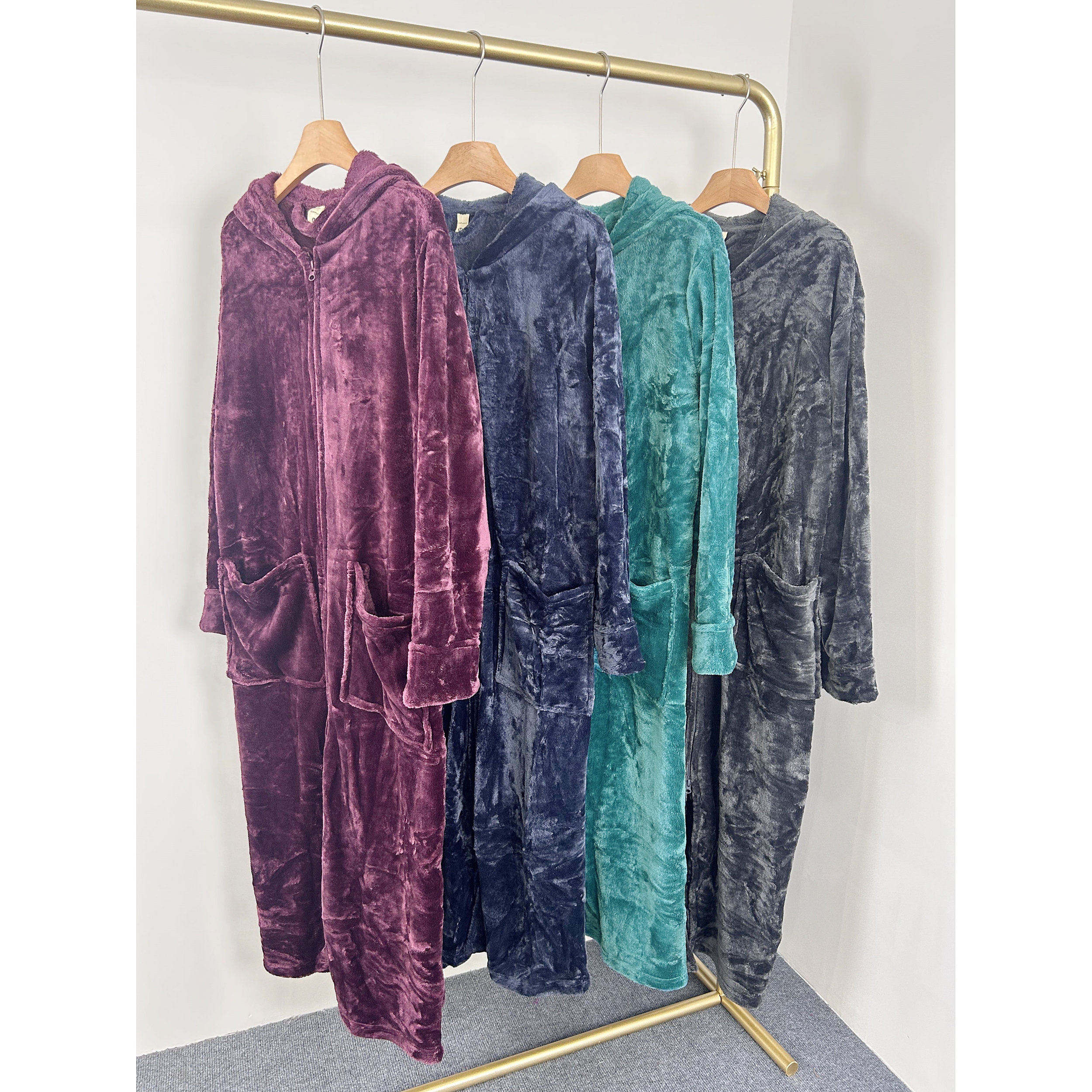 E8002珊瑚绒长款睡袍2025新款连帽双拉头情侣浴袍宽松舒适家居服