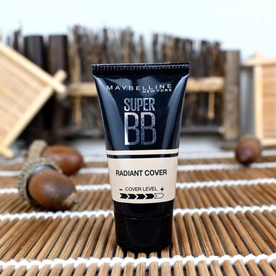 美宝莲BB霜5ml小样巨遮瑕