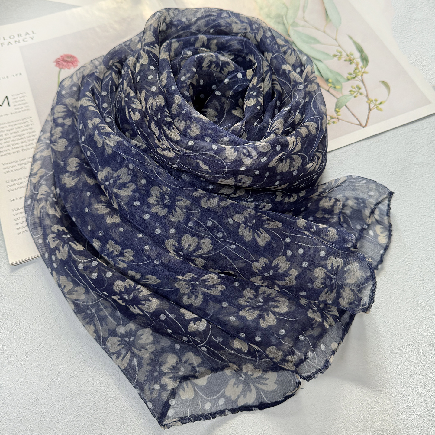 2025新款真丝桑蚕丝印花长丝巾春秋季百搭护颈围巾送礼妈妈纱巾女