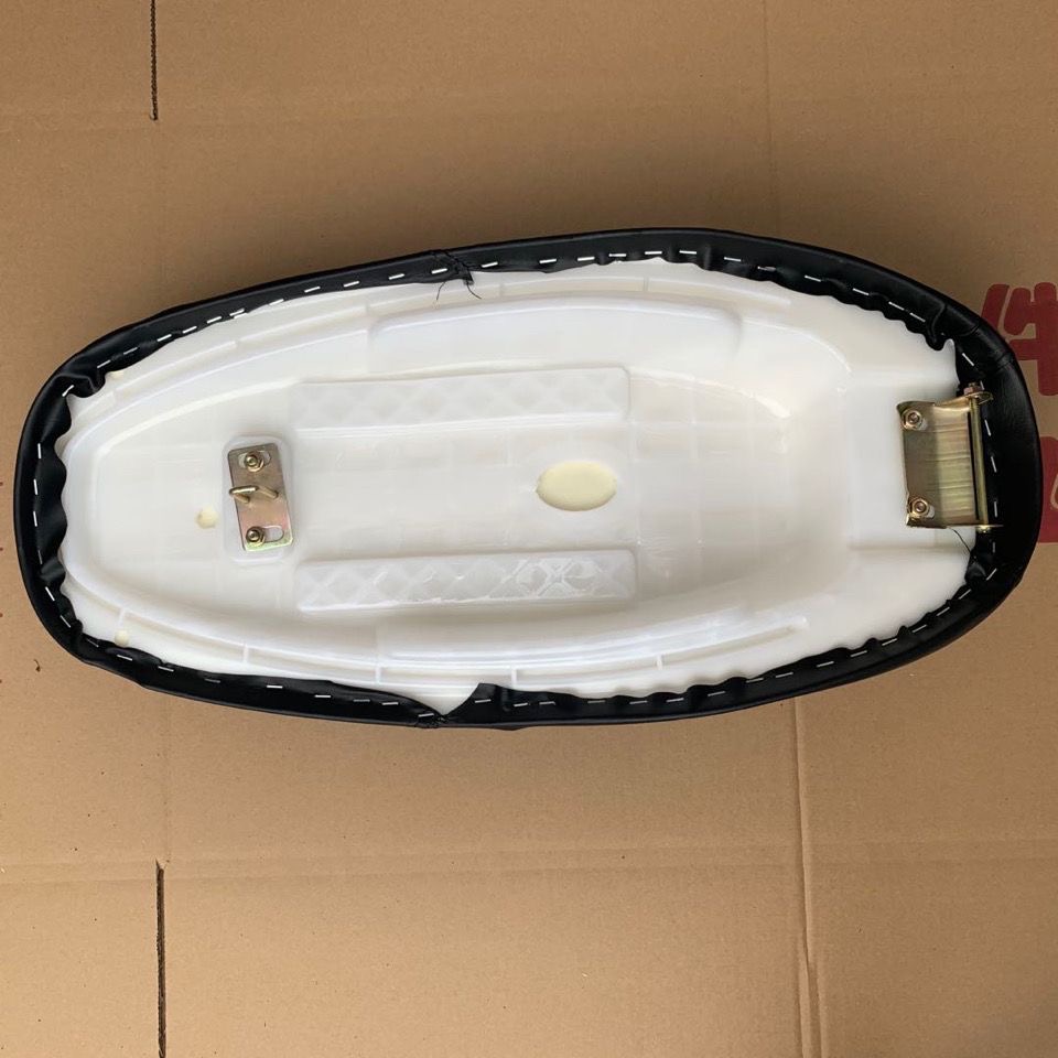 适用于电动车坐垫 小金威电动车坐垫 小金微坐包