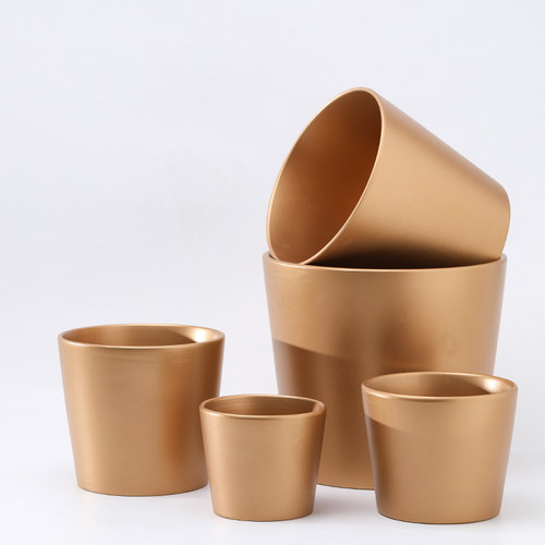 简约高级感金色圆形陶瓷花盆带托