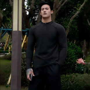 健身男 长袖 Light Weight半拉链加绒立领显壮云感四面弹运动打底衫