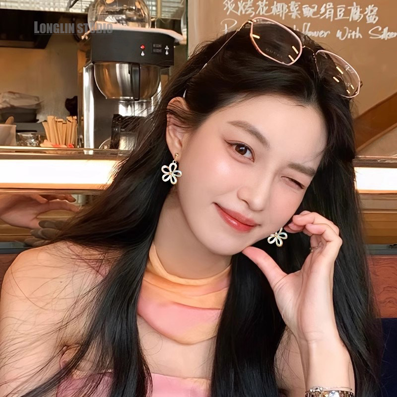 彩色珐琅小清新花朵耳环女适合夏天蚊香盘耳夹无耳洞超仙百搭耳夹