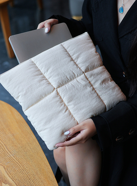 高颜值枕头包笔记本电脑包14寸适用macbookair13.3英寸女华为联想thinkbook14.5小米15.6苹果16寸防震内胆包