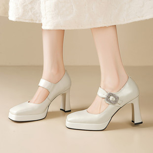 女真皮方头小皮鞋 通勤百搭水钻婚鞋 子白色配婚纱9cm高跟单鞋