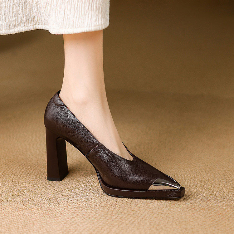 2026春秋新款尖头粗跟浅口单鞋不累脚气质工作鞋高跟鞋女