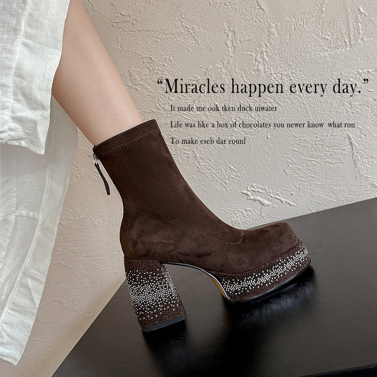 2025欧美女鞋松糕跟短筒靴子瘦腿弹力靴粗高跟骑士靴机车短靴