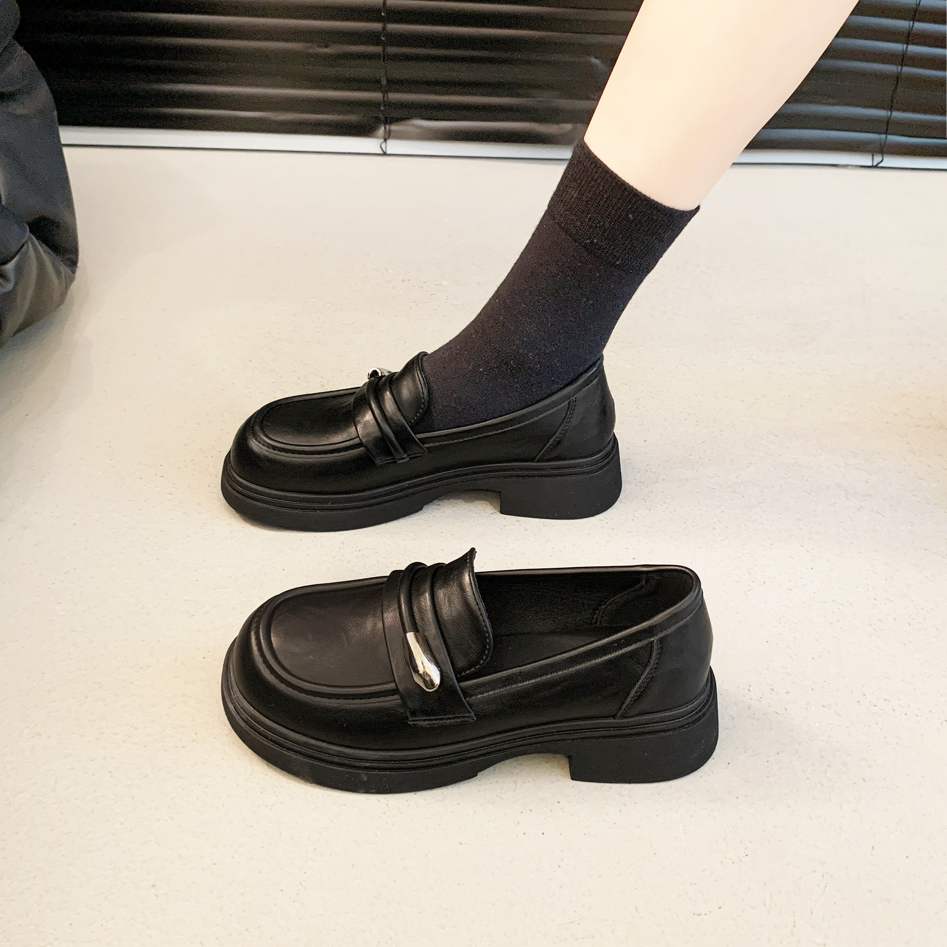 2026新款春秋单鞋女英伦风厚底小皮鞋一脚蹬圆头乐福鞋jk工作女鞋,女鞋,乐福鞋（豆豆鞋）,淘宝优惠券,粉丝福利购,淘宝优惠卷